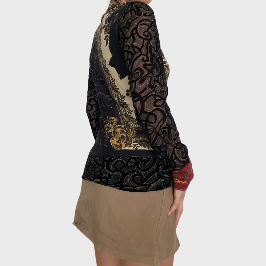 Save the Queen 90s long sleeve top