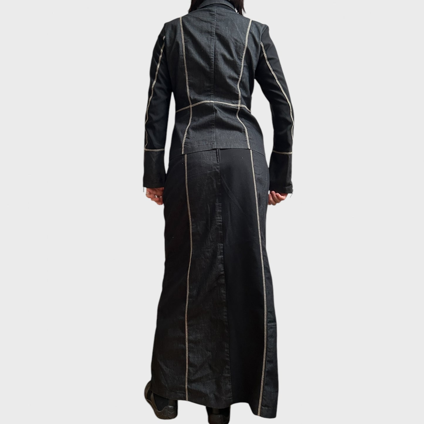 Vintage Two-Piece Set – Jacket & Maxi Skirt