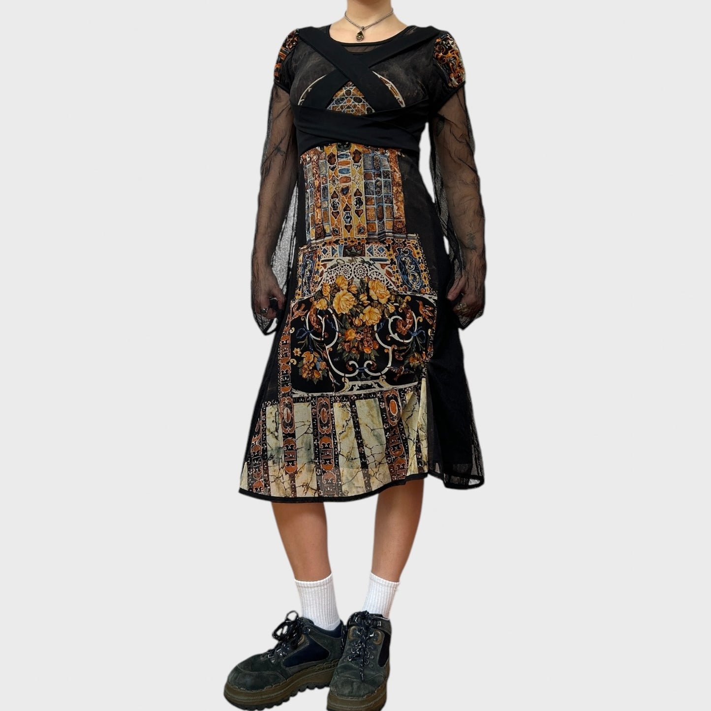Save the Queen Whimsigoth Midi Dress