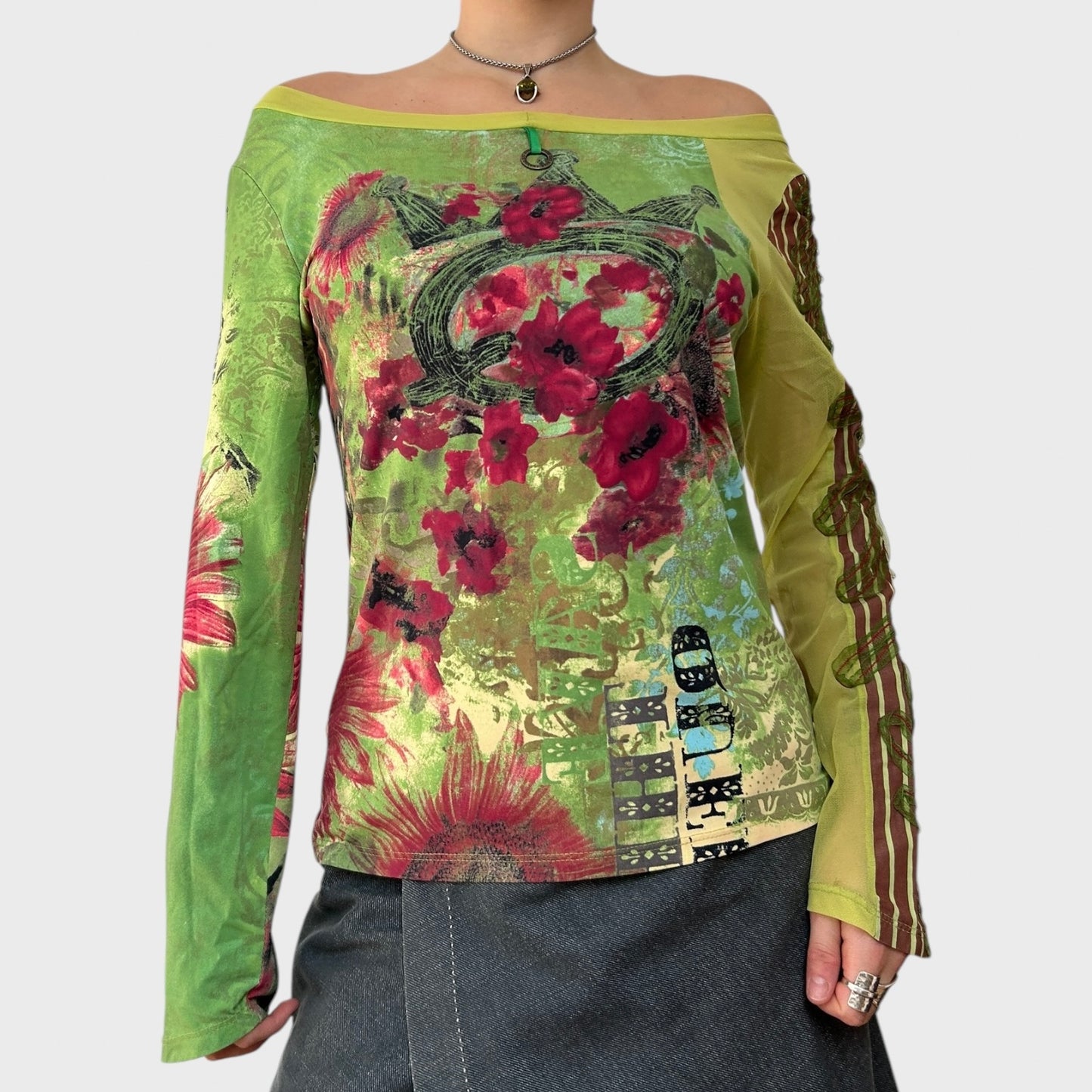 Save the Queen Graphic Mesh Top- L