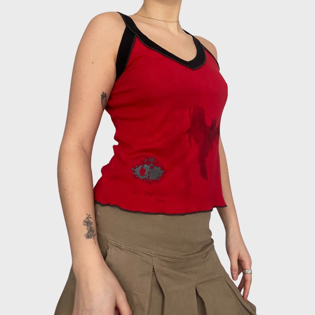 Cop Copine red top