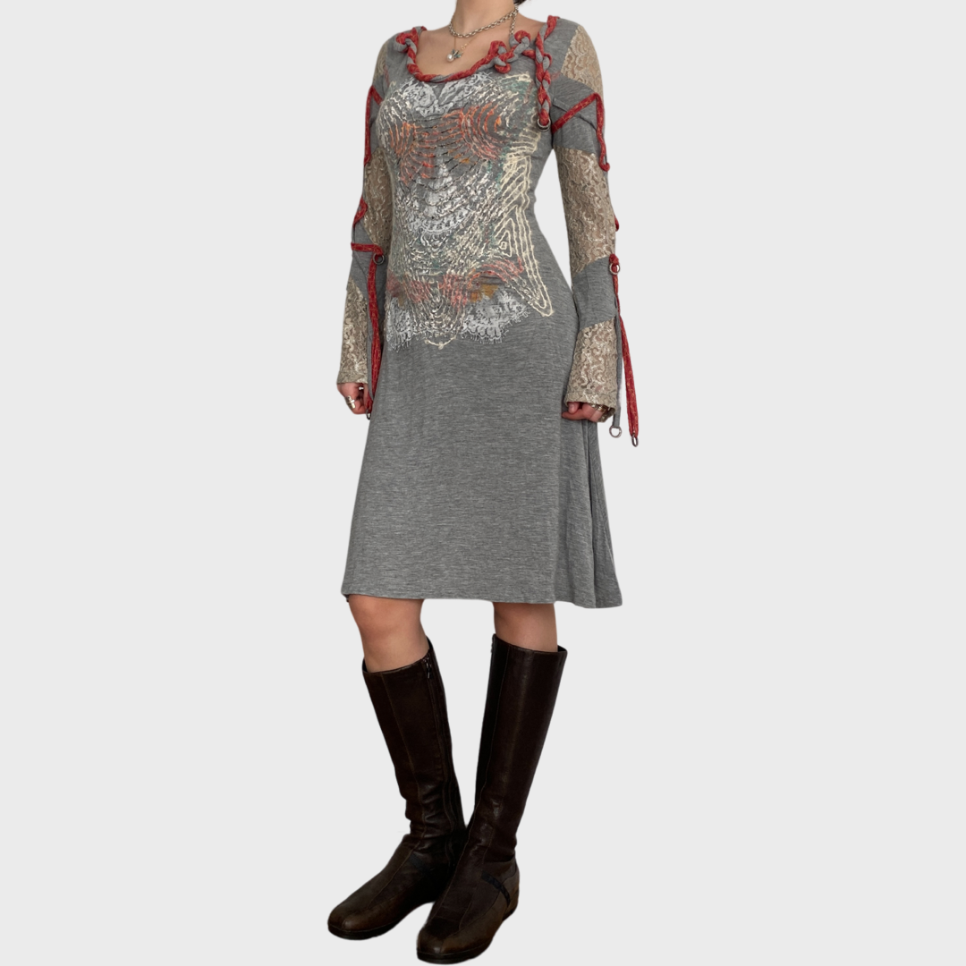 Save the Queen midi dress