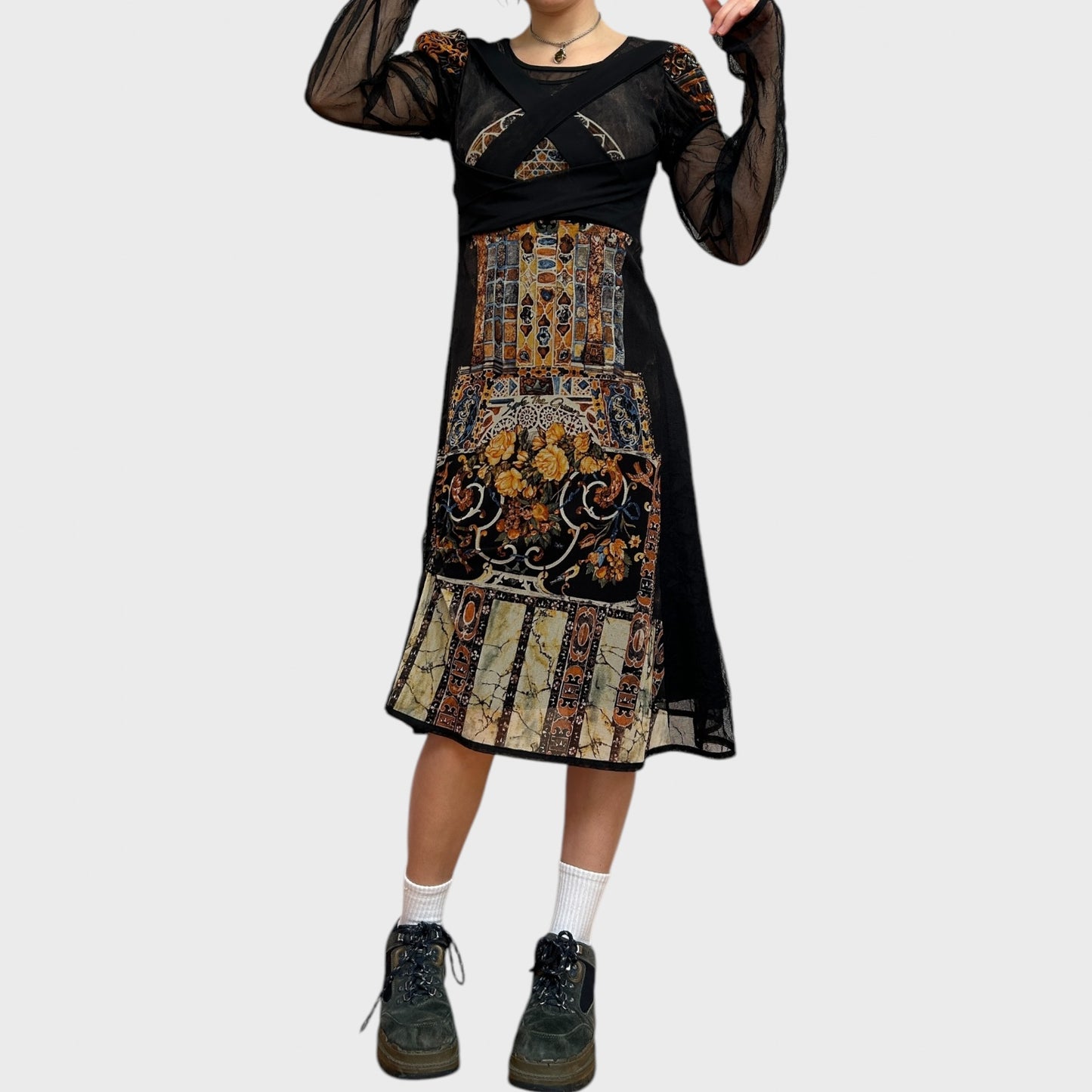 Save the Queen Whimsigoth Midi Dress