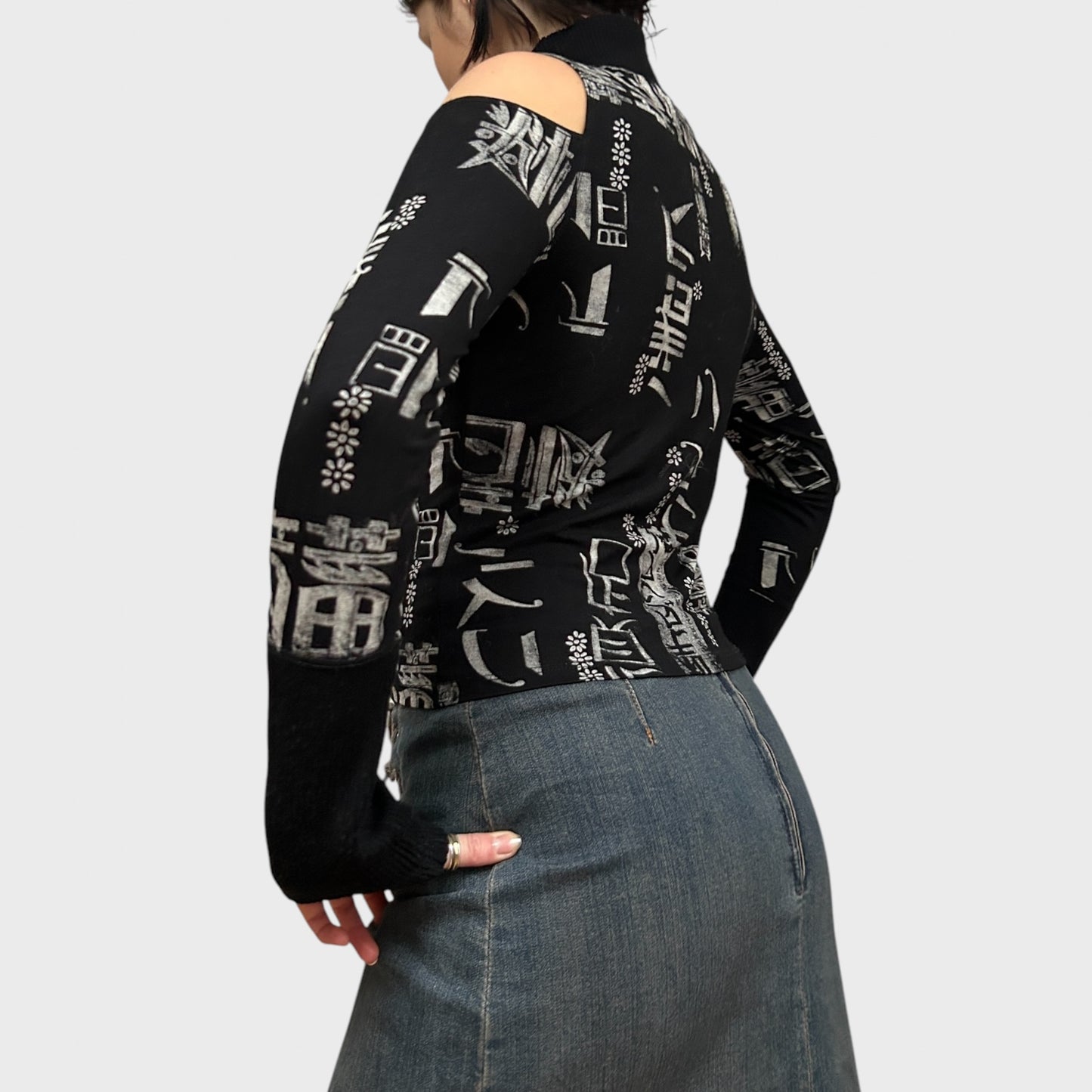 Black Graphic Long Sleeve Top
