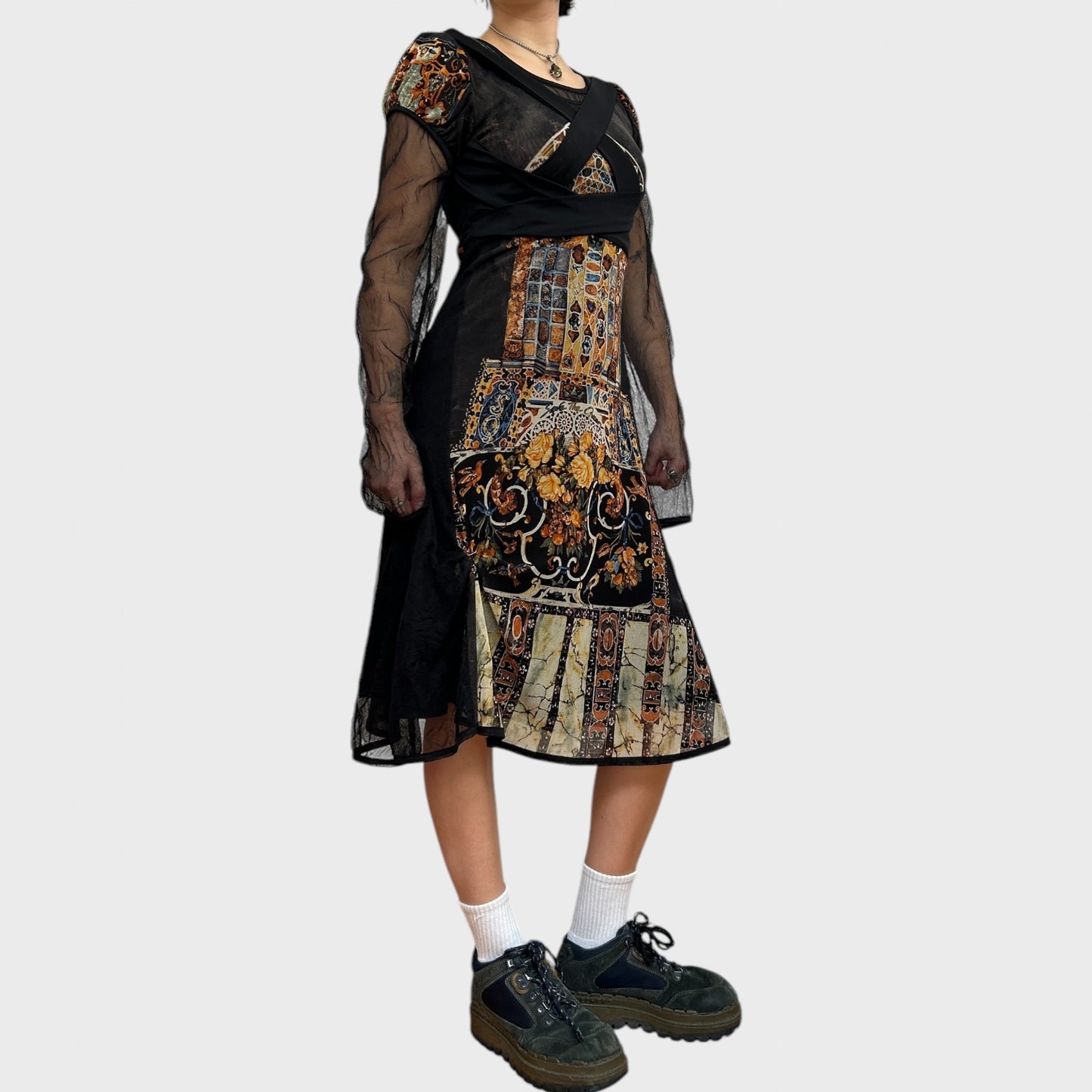 Save the Queen Whimsigoth Midi Dress