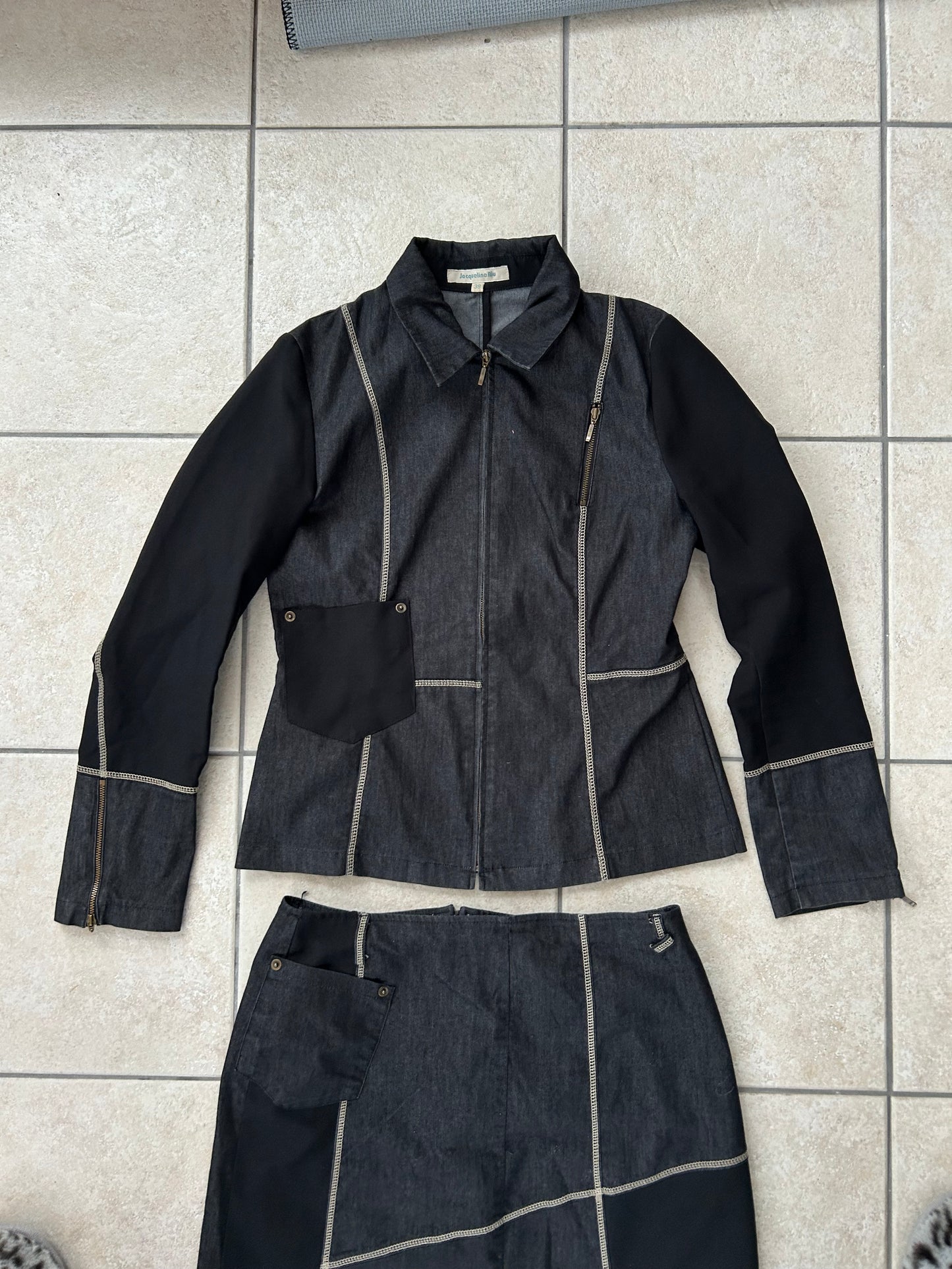 Vintage Two-Piece Set – Jacket & Maxi Skirt