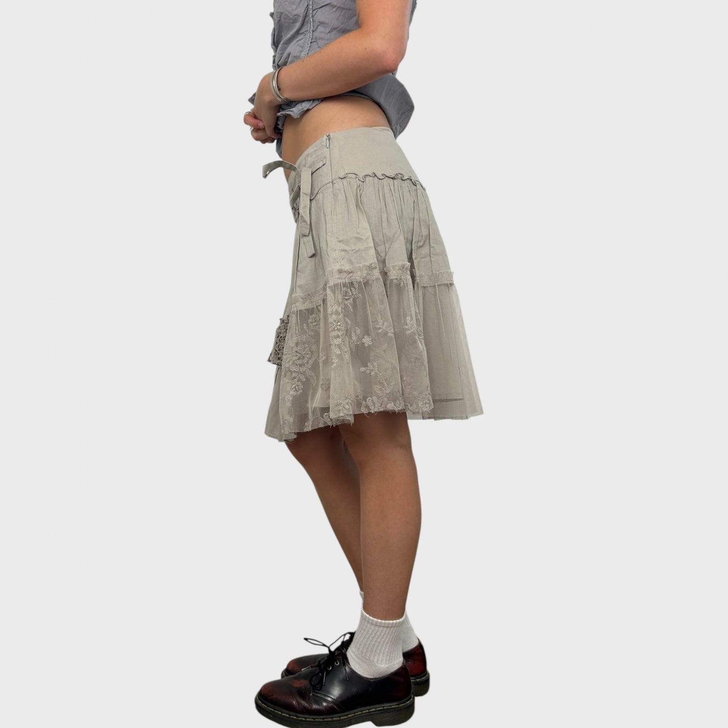 Beige Frilly Lace Midi Skirt - M