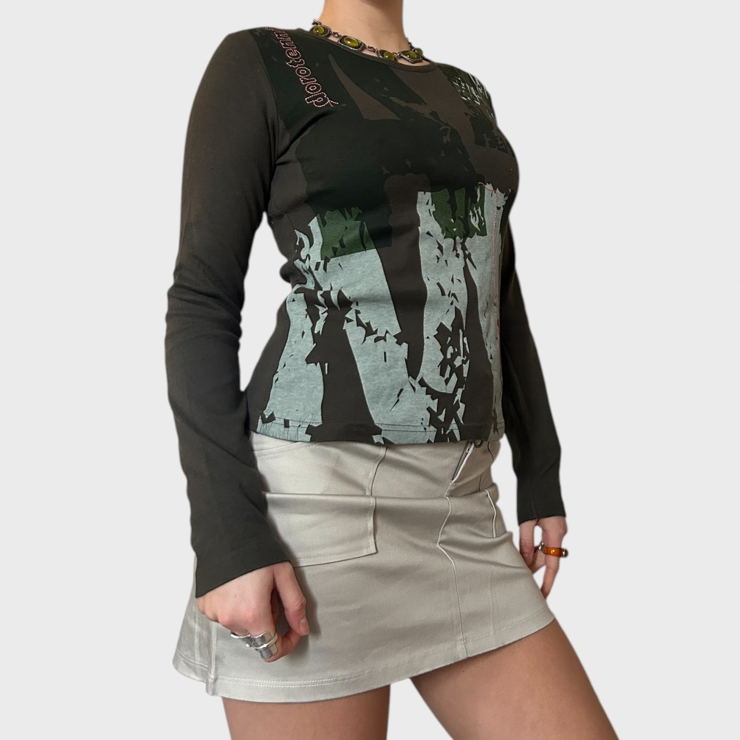 Vintage Graphic Long-Sleeved Top