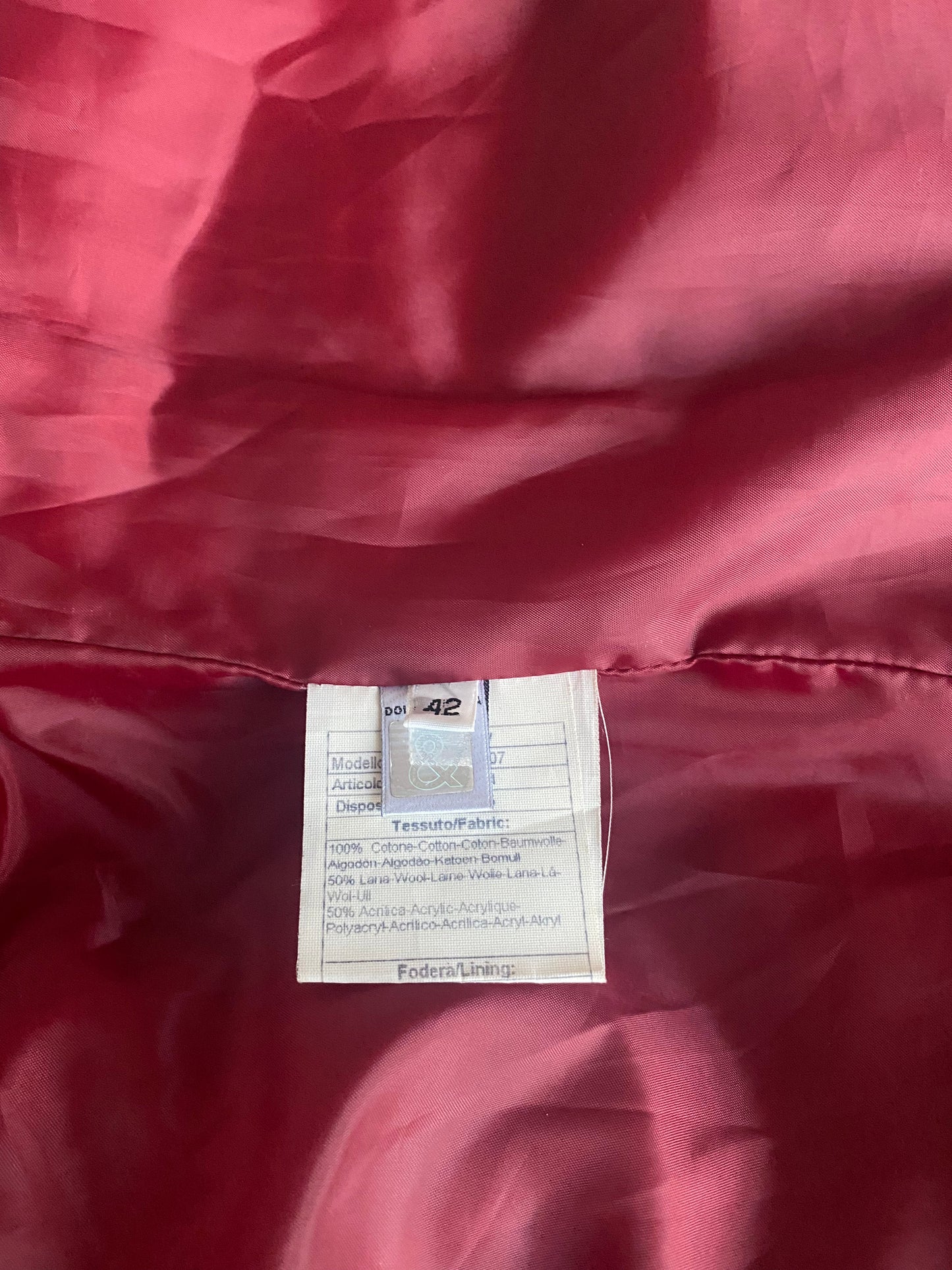 D&G red zip up jumper
