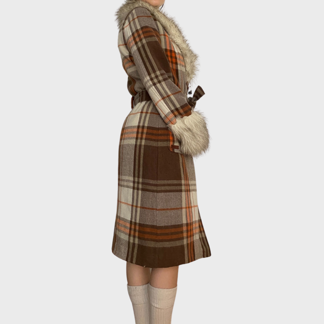 Vintage tartan coat with faux fur trim