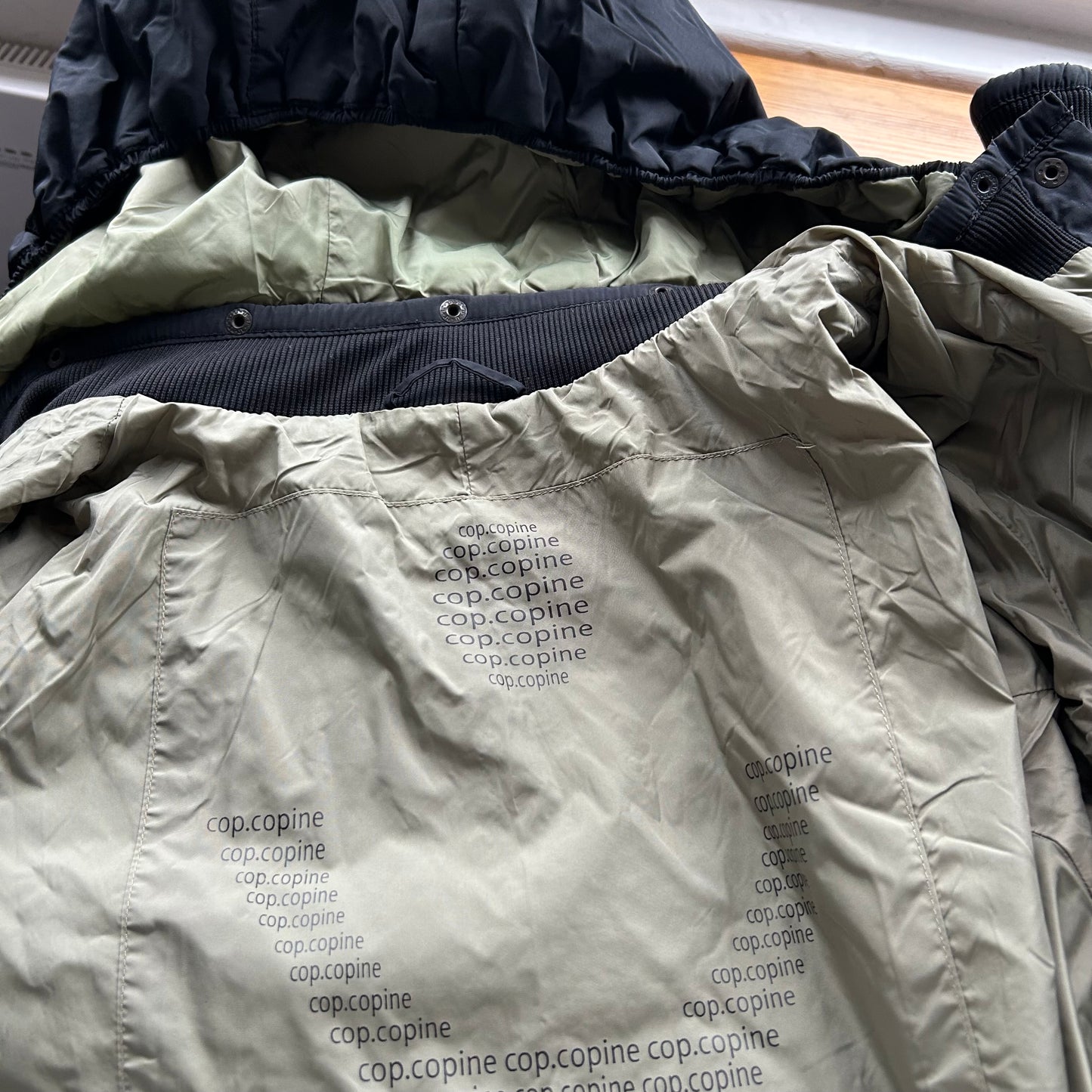 Cop Copine Floor-Length Graphic Puffer Jacket - L