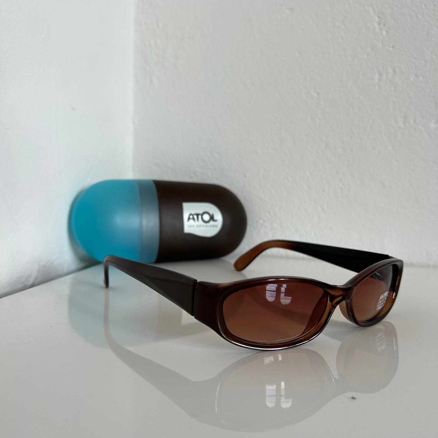 Vintage Brown Oval Sunglasses
