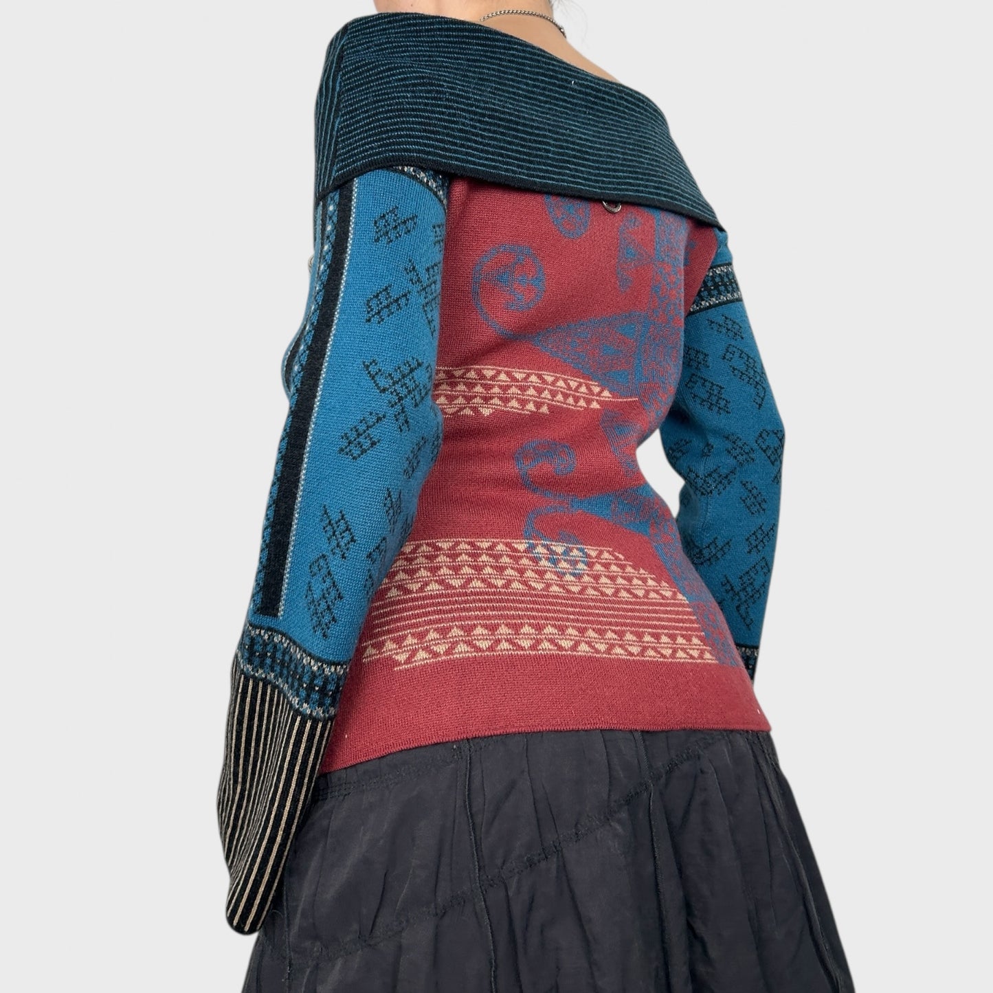 Save The Queen Wide Neck Graphic Jumper - M