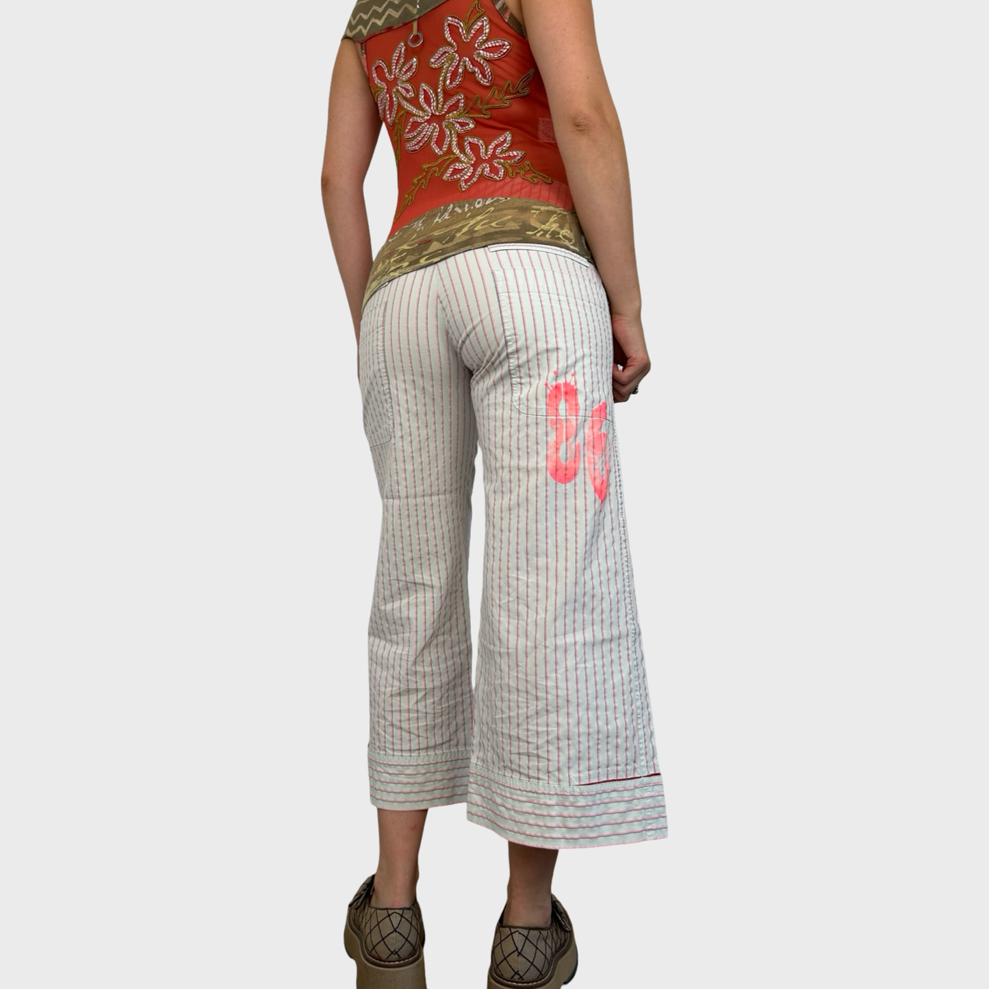 Cop Copine White & Pink Striped Capri Trousers - S