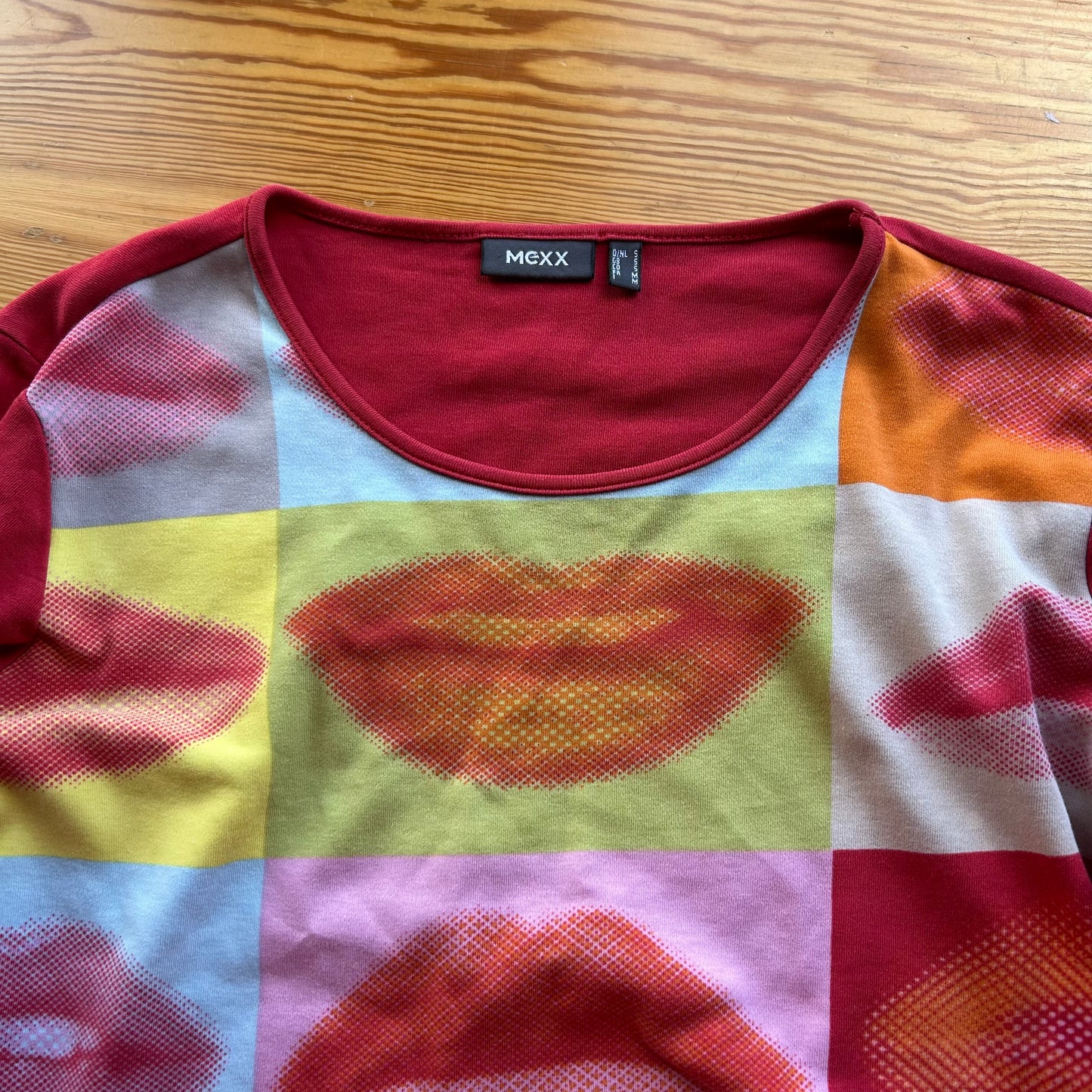 Vintage Long Sleeve Lips Top - S/M