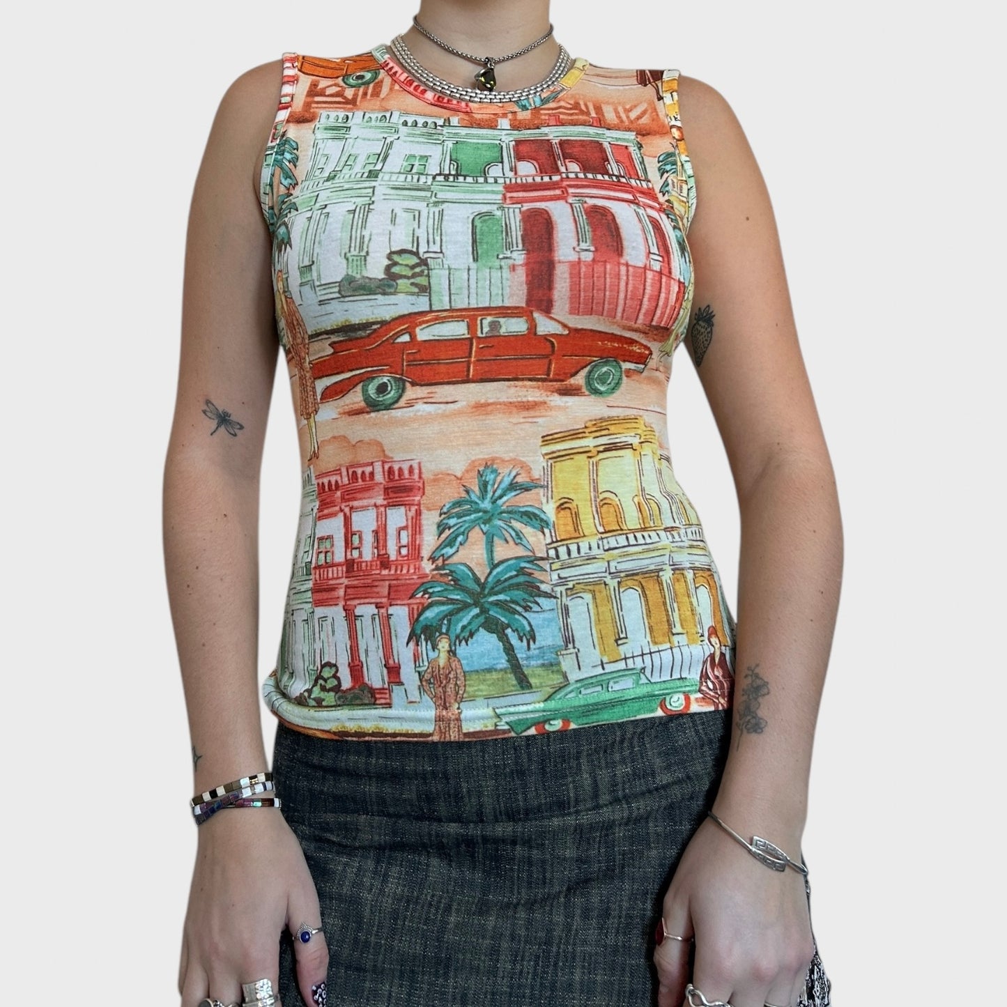 Graphic car print tank