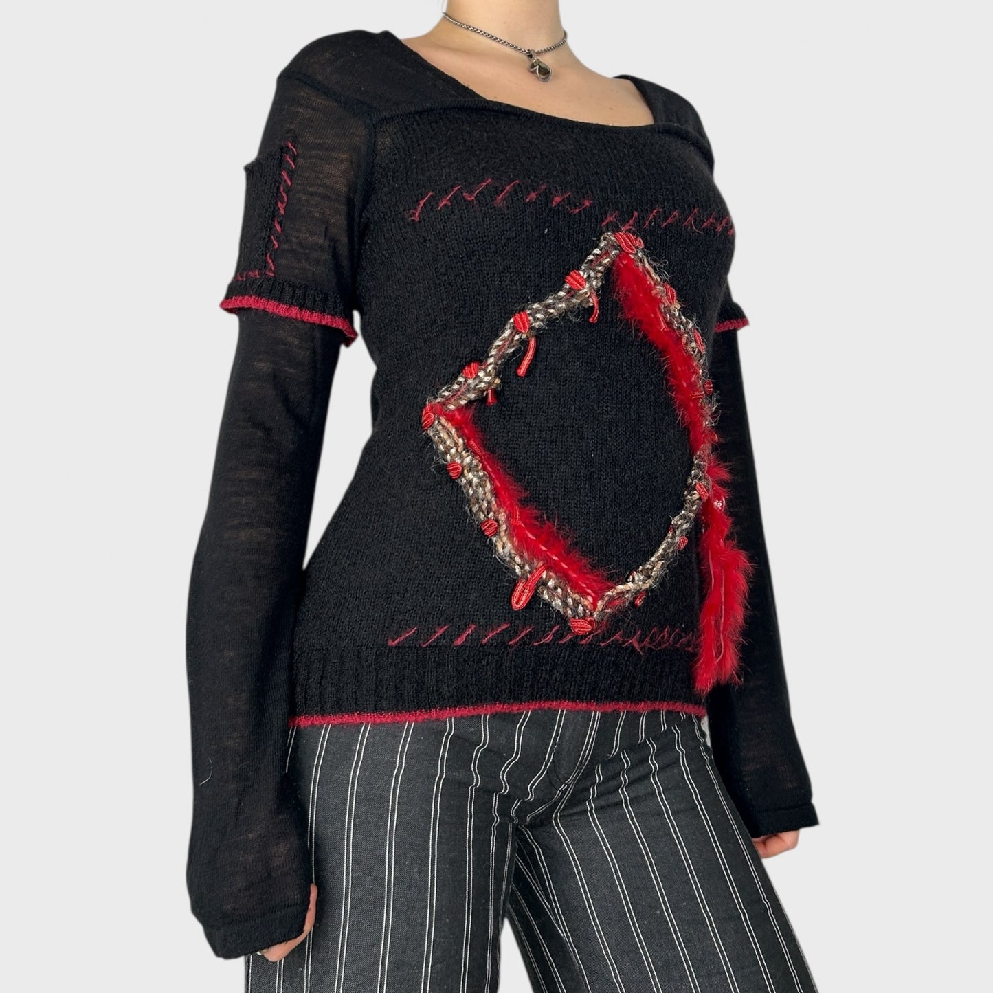 Save The Queen Graphic Jumper - M