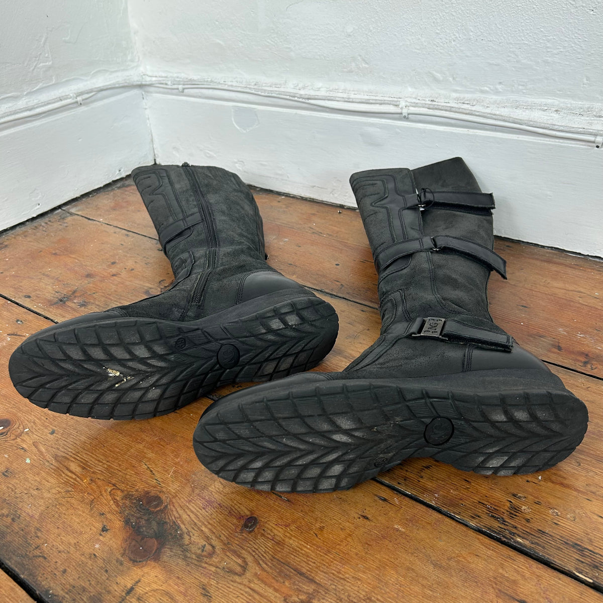 Black Leather Buckle Boots - UK 6 / EU 39