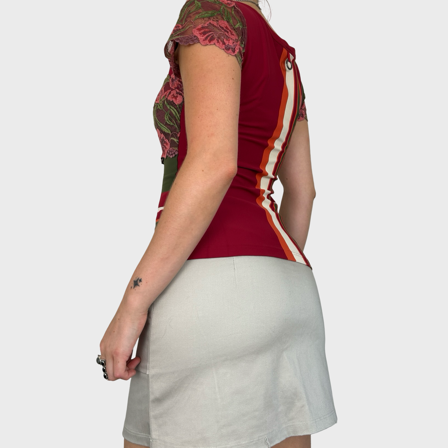 Save The Queen Lace Flower Print Top - M
