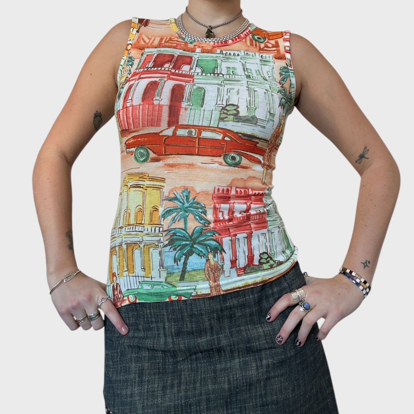 Graphic car print tank