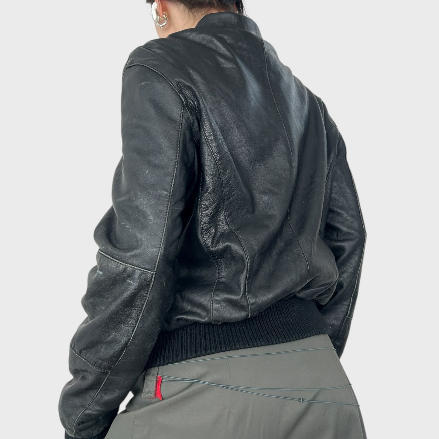 Vintage Black Leather Bomber Jacket - M