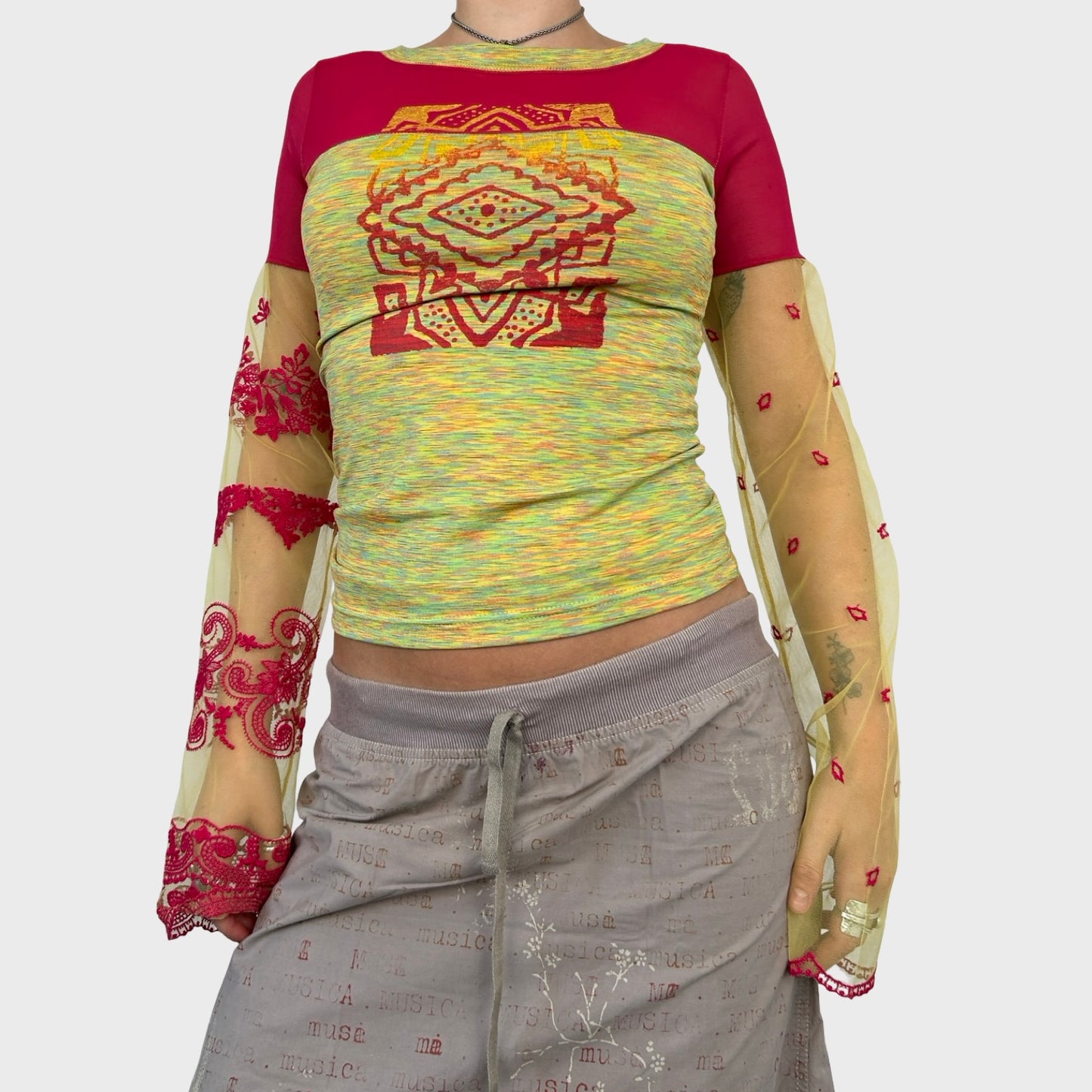 Save the Queen Graphic Mesh Long Sleeve - S
