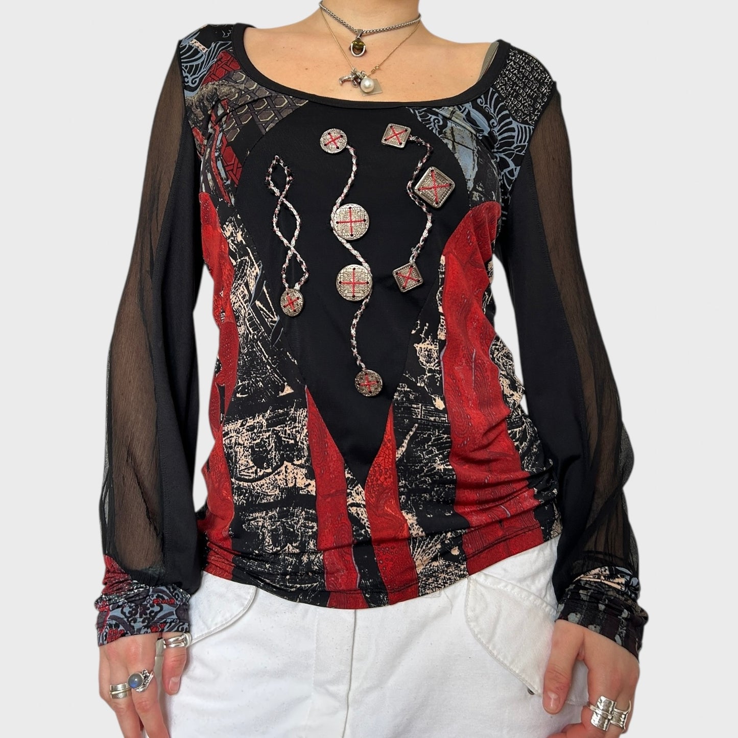 Save the Queen Graphic Top - Size S-L