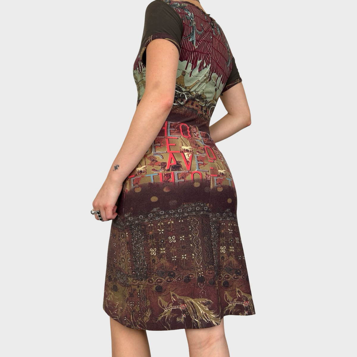 Save The Queen Graphic Print Mini Dress - M