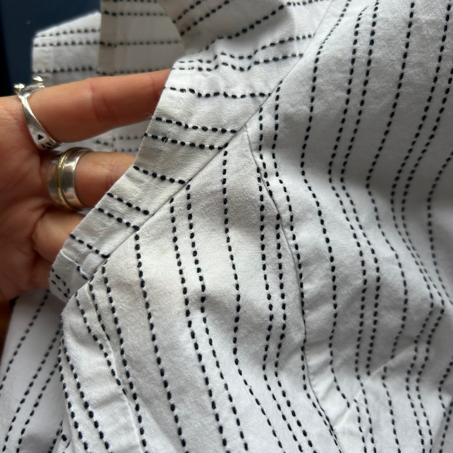 Striped Fitted Button-Up Blouse - XS/S