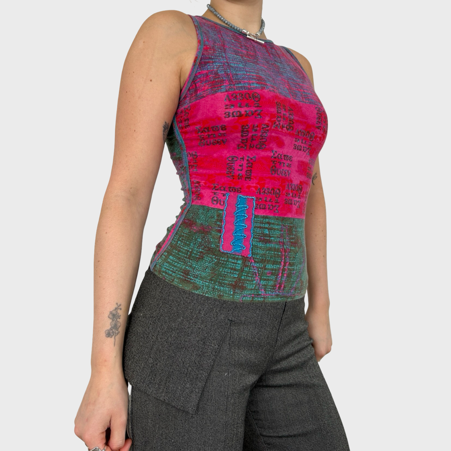 Save The Queen Graphic Stretch Tank Top - XS
