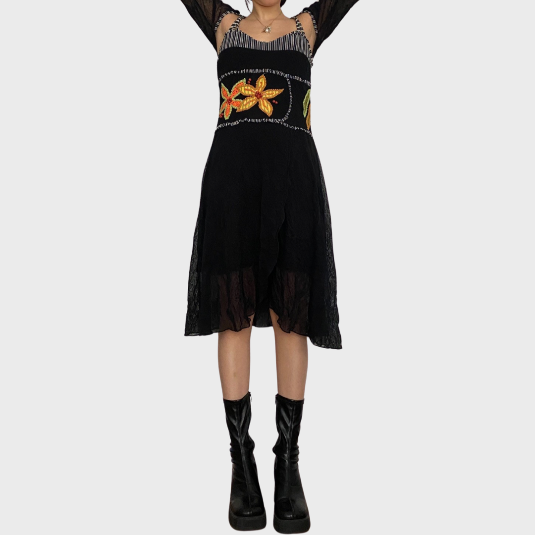 Save the Queen midi dress + shrug