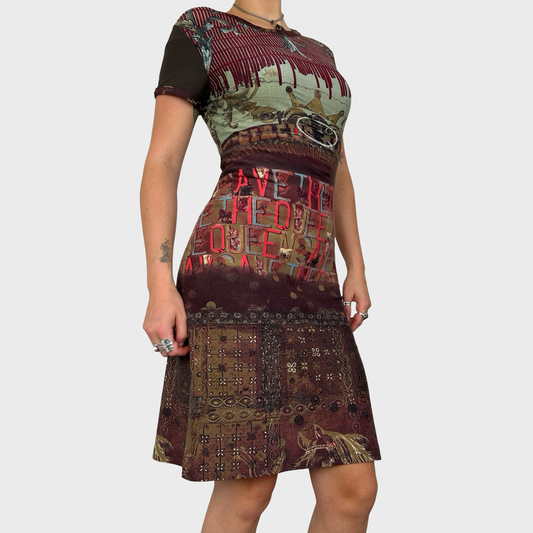 Save The Queen Graphic Print Mini Dress - M