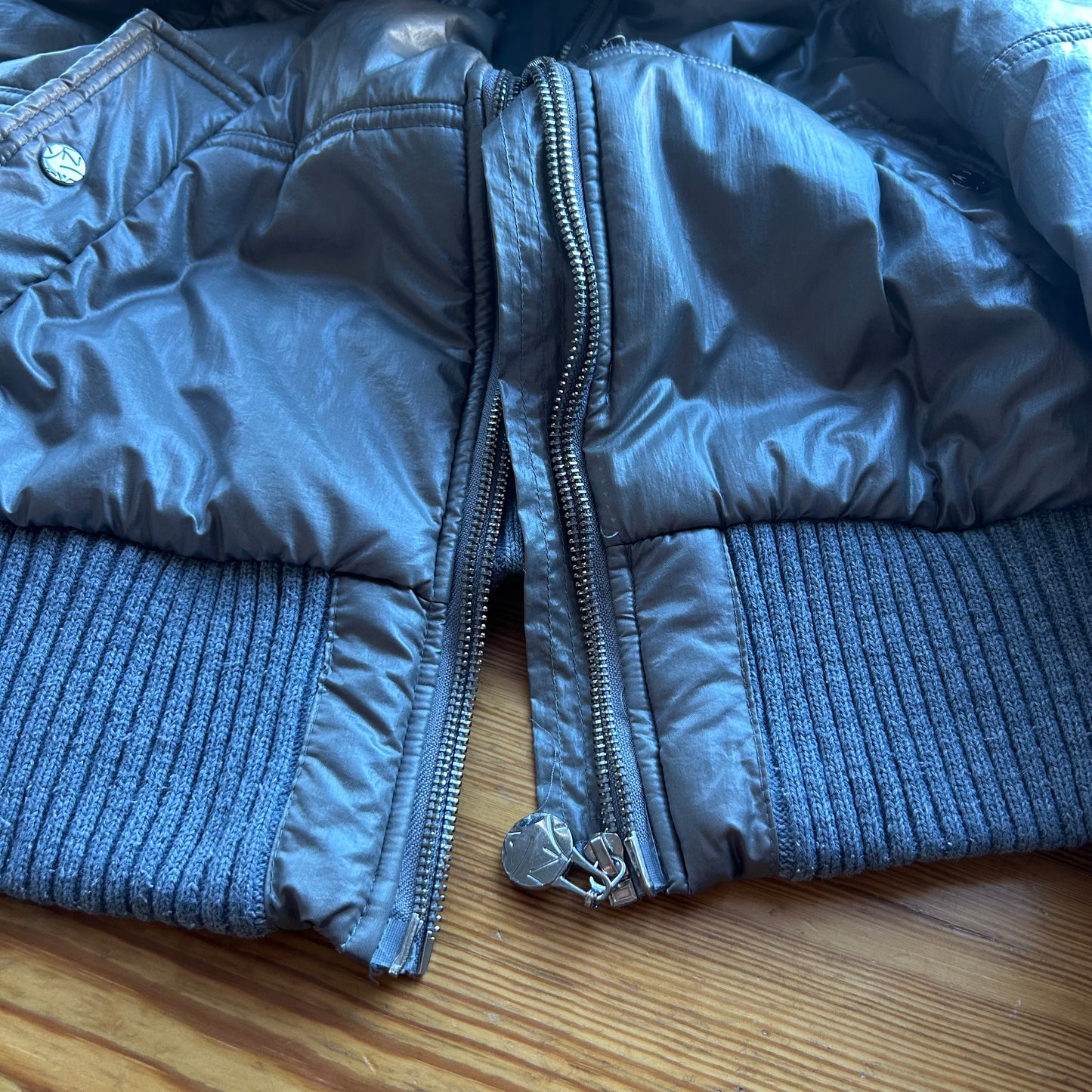 Vintage Silver Bomber Jacket - M/L