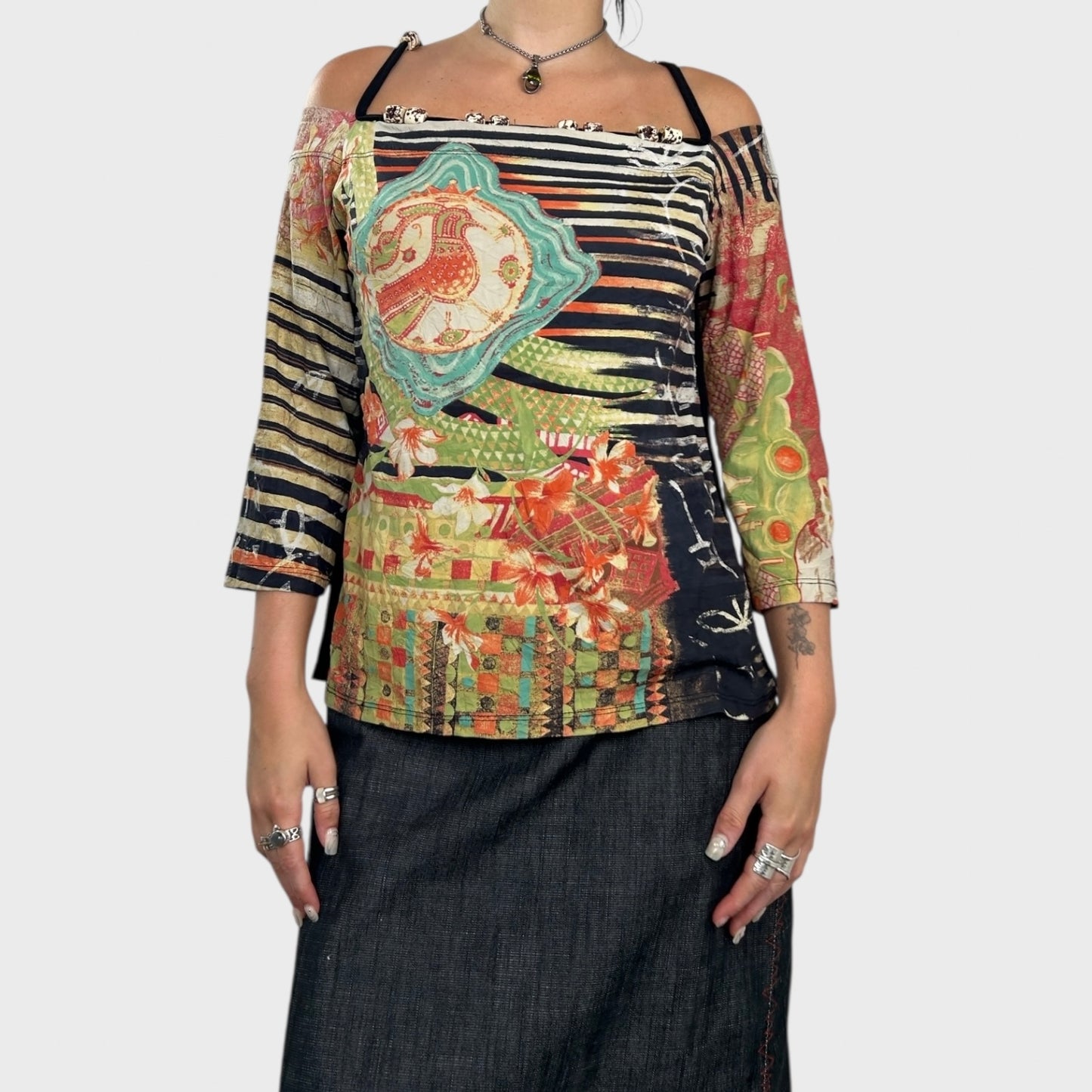 Save The Queen Graphic 3/4 Sleeve Top - L