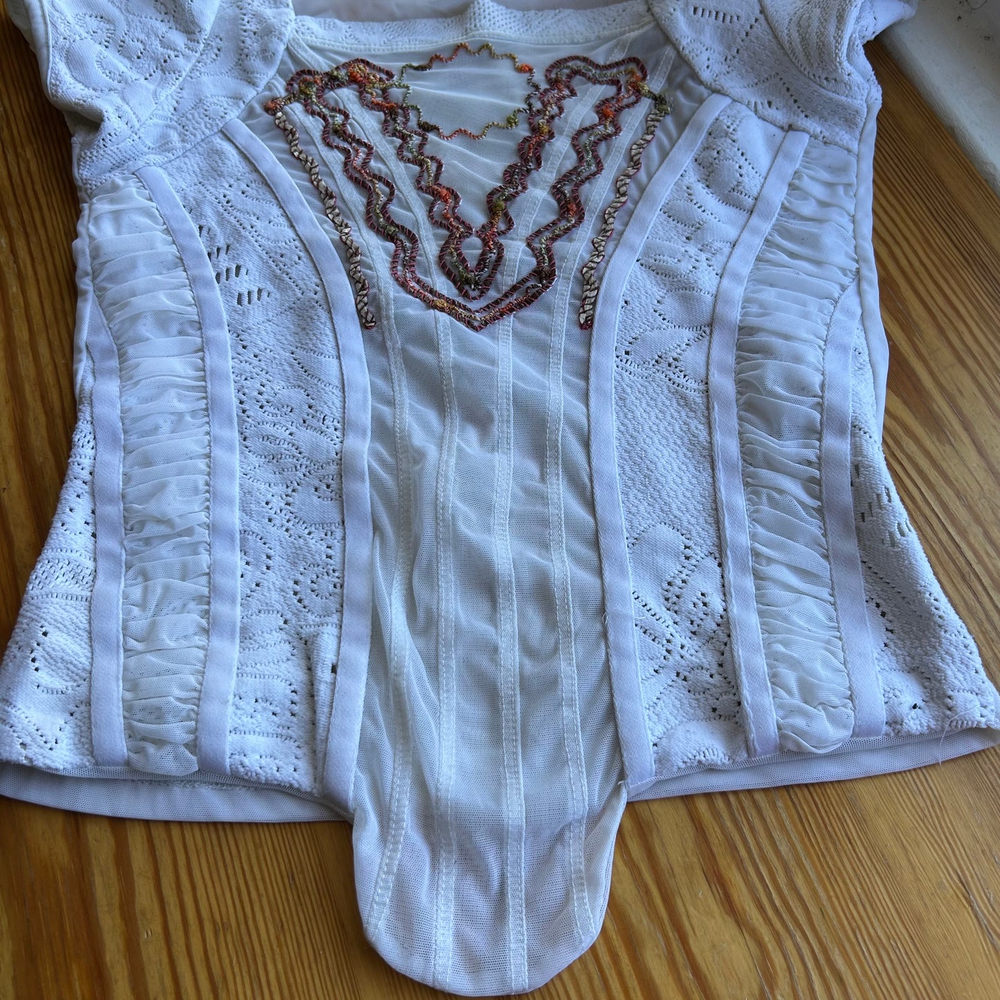 Save The Queen White Bi-Material Corset Style Top - S