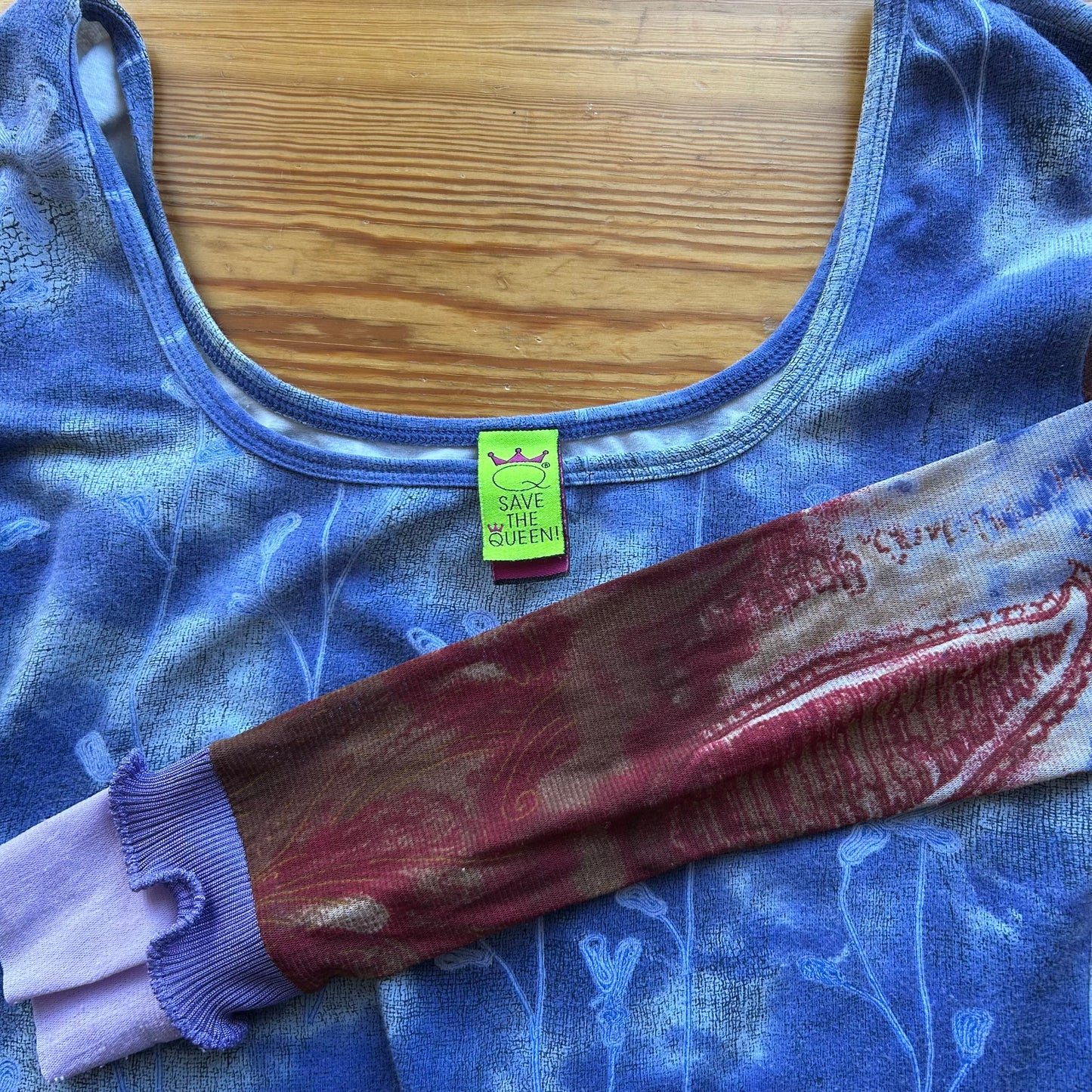 Save The Queen Graphic Bi-Material Long Sleeve Top - S/M