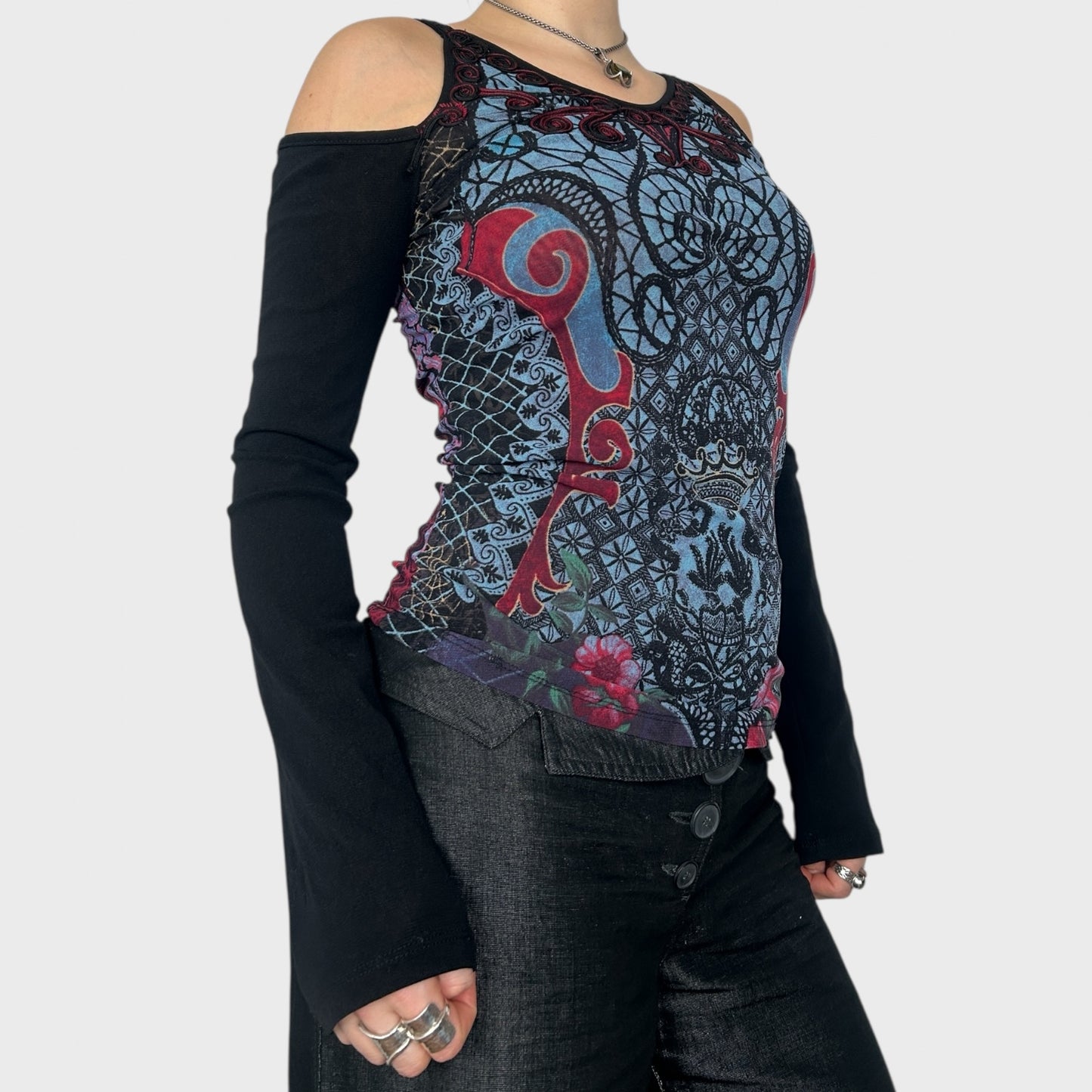 Save The Queen Graphic Mesh Long Sleeve - M