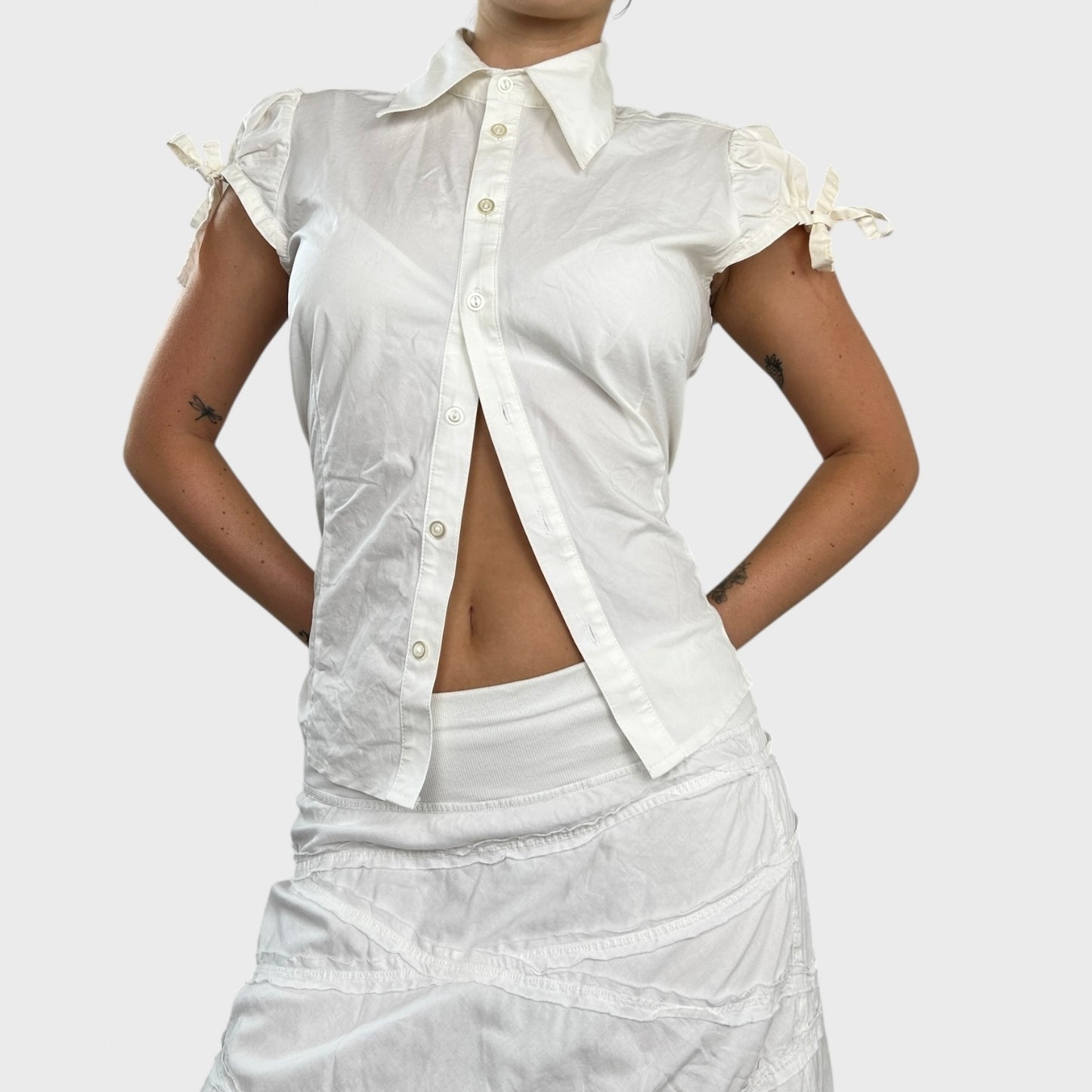 White Short Sleeve Blouse with Tie Sides - M/L