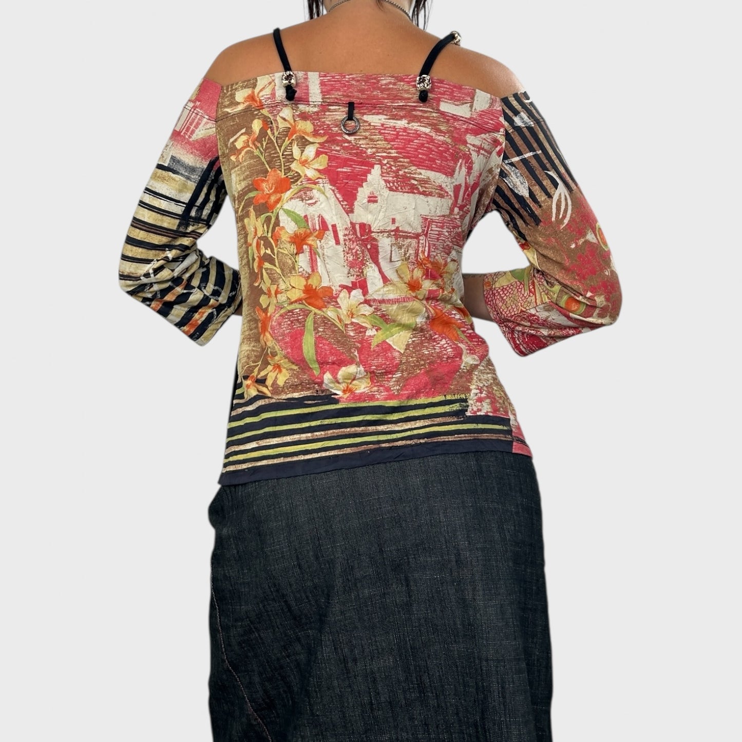 Save The Queen Graphic 3/4 Sleeve Top - L