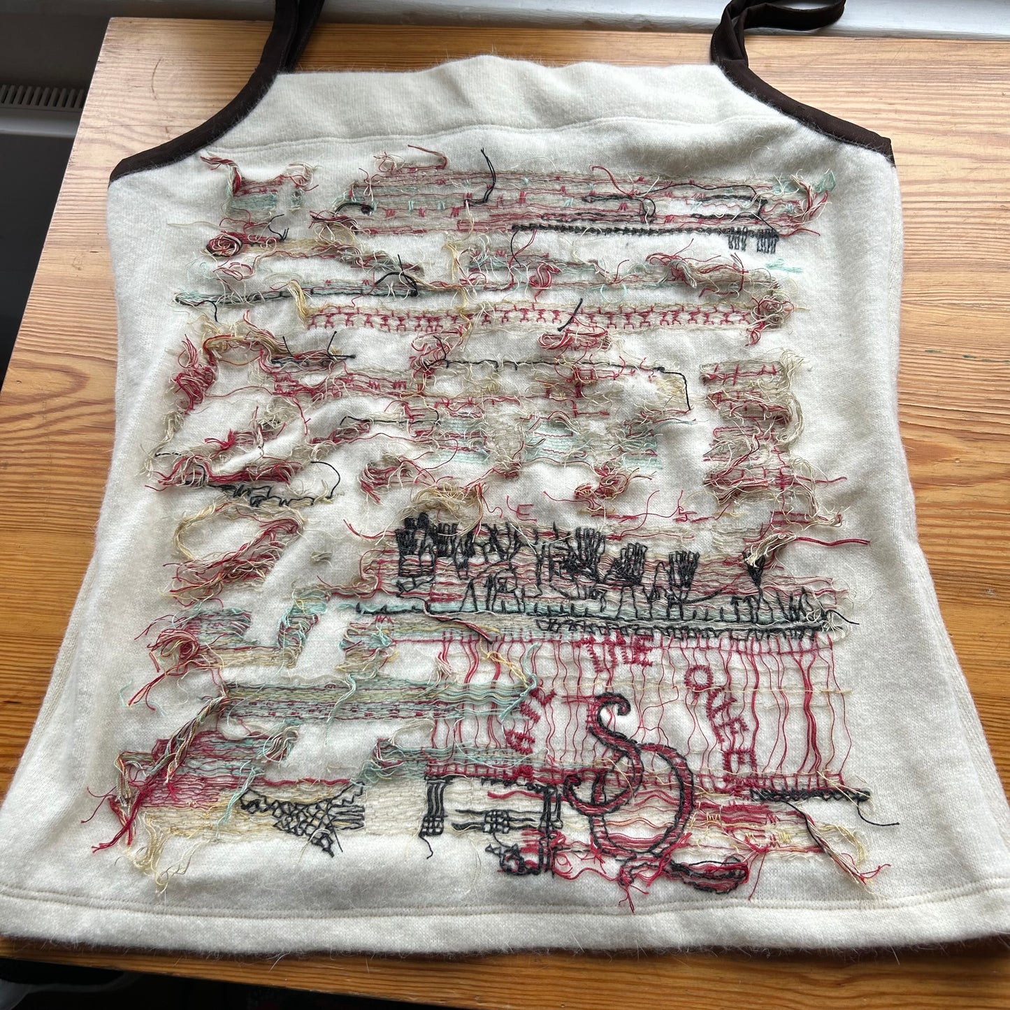 Save The Queen Graphic Knit Cami - M