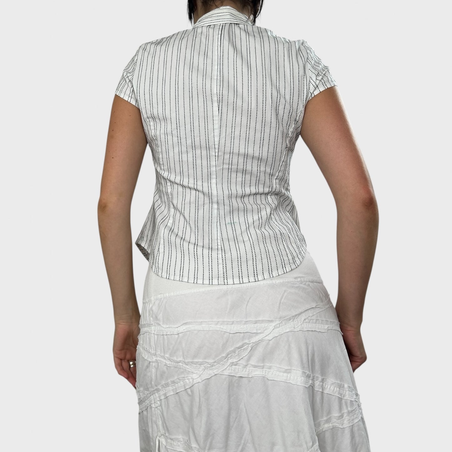 Striped Fitted Button-Up Blouse - XS/S