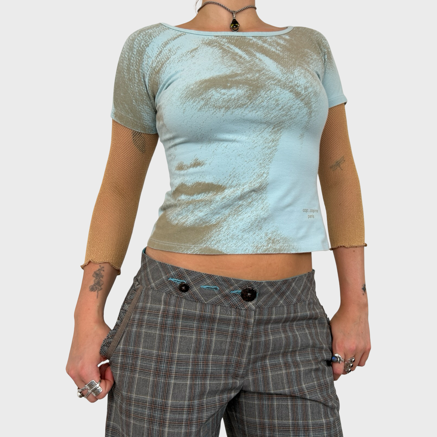 Cop Copine Baby Blue Face Print Graphic Tee - XS/S