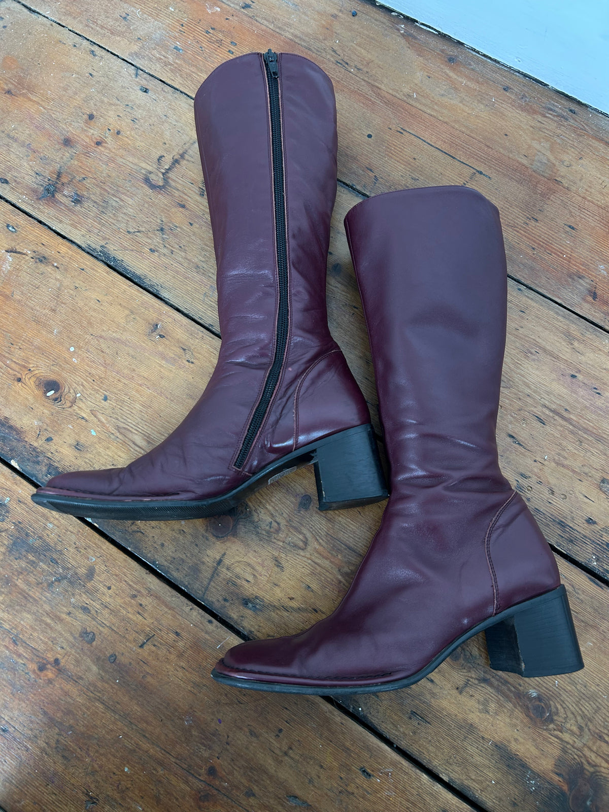 Vintage Burgundy Leather Square-Toe Heeled Boots - 38.5