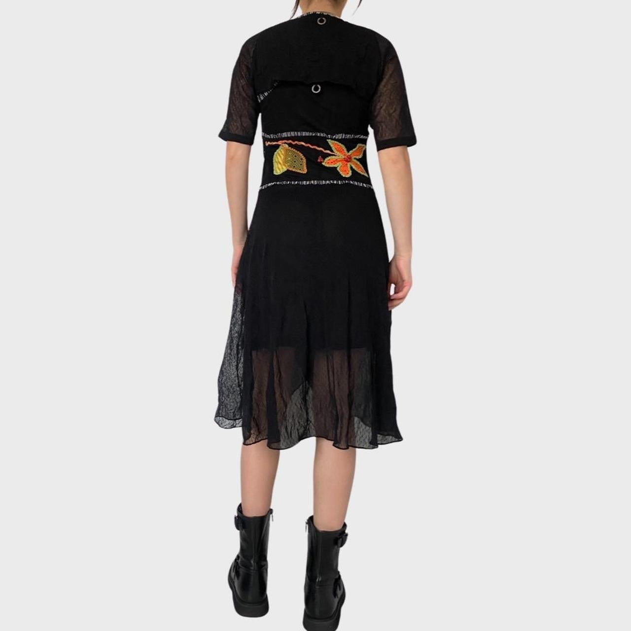 Save the queen midi dress